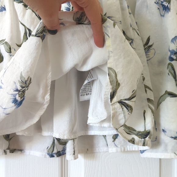 Lucca Boho Chic Floral Smocked Off Shoulder Long Bell Sleeve Flared Top White M - Picture 9 of 12